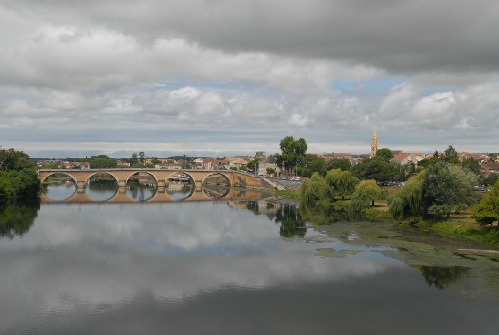 La Grande Maison Bed & Breakfast Bergerac Exterior photo